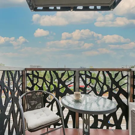 Apartament 55M2 - Darmowy Garaz - Klimatyzacja - Centrum - 24Na7 *