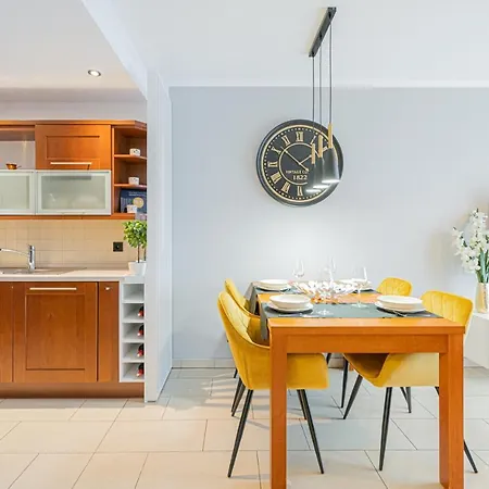 アパート 55m2 - Darmowy Garaz - Klimatyzacja - Centrum - 24na7 *