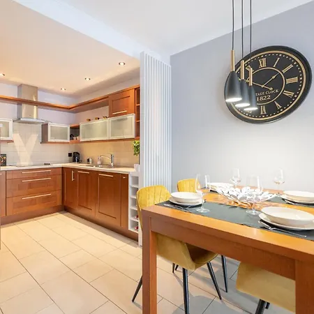 55m2 - Darmowy Garaz - Klimatyzacja - Centrum - 24na7 * ヴロツワフ