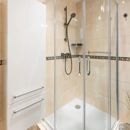 55m2 - Darmowy Garaz - Klimatyzacja - Centrum - 24na7 * ヴロツワフ