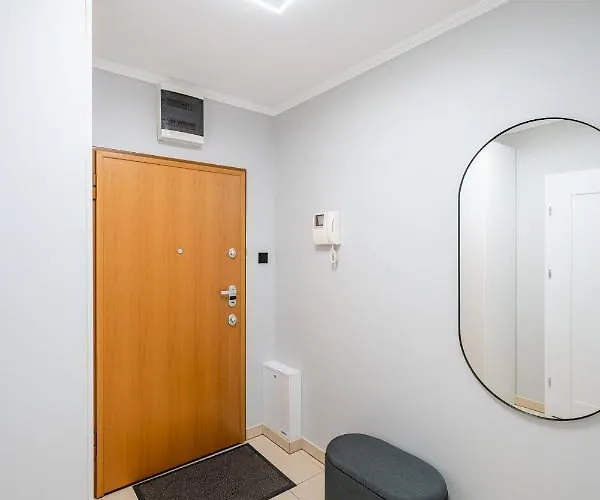 55m2 - Darmowy Garaz - Klimatyzacja - Centrum - 24na7 * ורוצלב